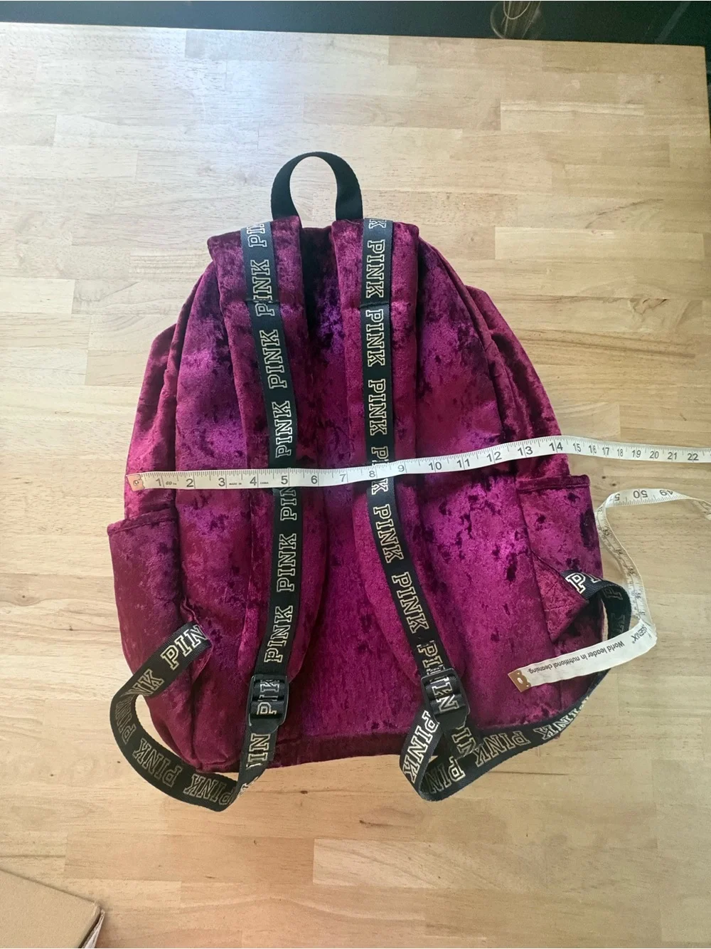 VS pink backpack - Picture 7 of 11